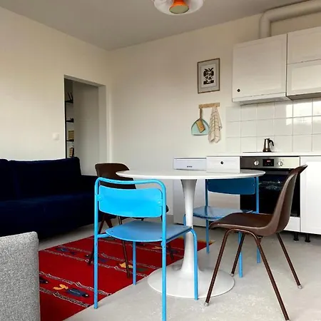 Cozy 1bd With A Terrace In